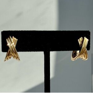 Dana Rebecca Designs Nana Bernice Large Crossover Hoop Earrings in Yellow Gold